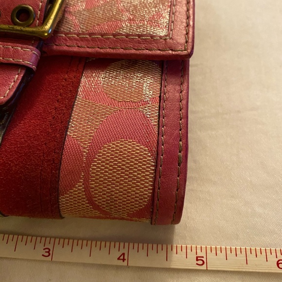 Authentic Coach wallet - Picture 7 of 8